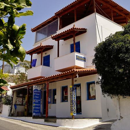 Apartament Idroussa Batsíon Zewnętrze zdjęcie