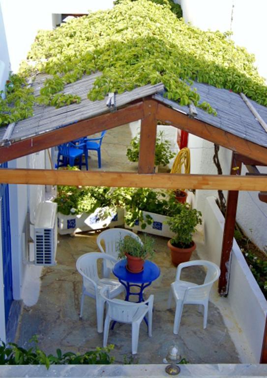 Apartament Idroussa Batsíon Zewnętrze zdjęcie